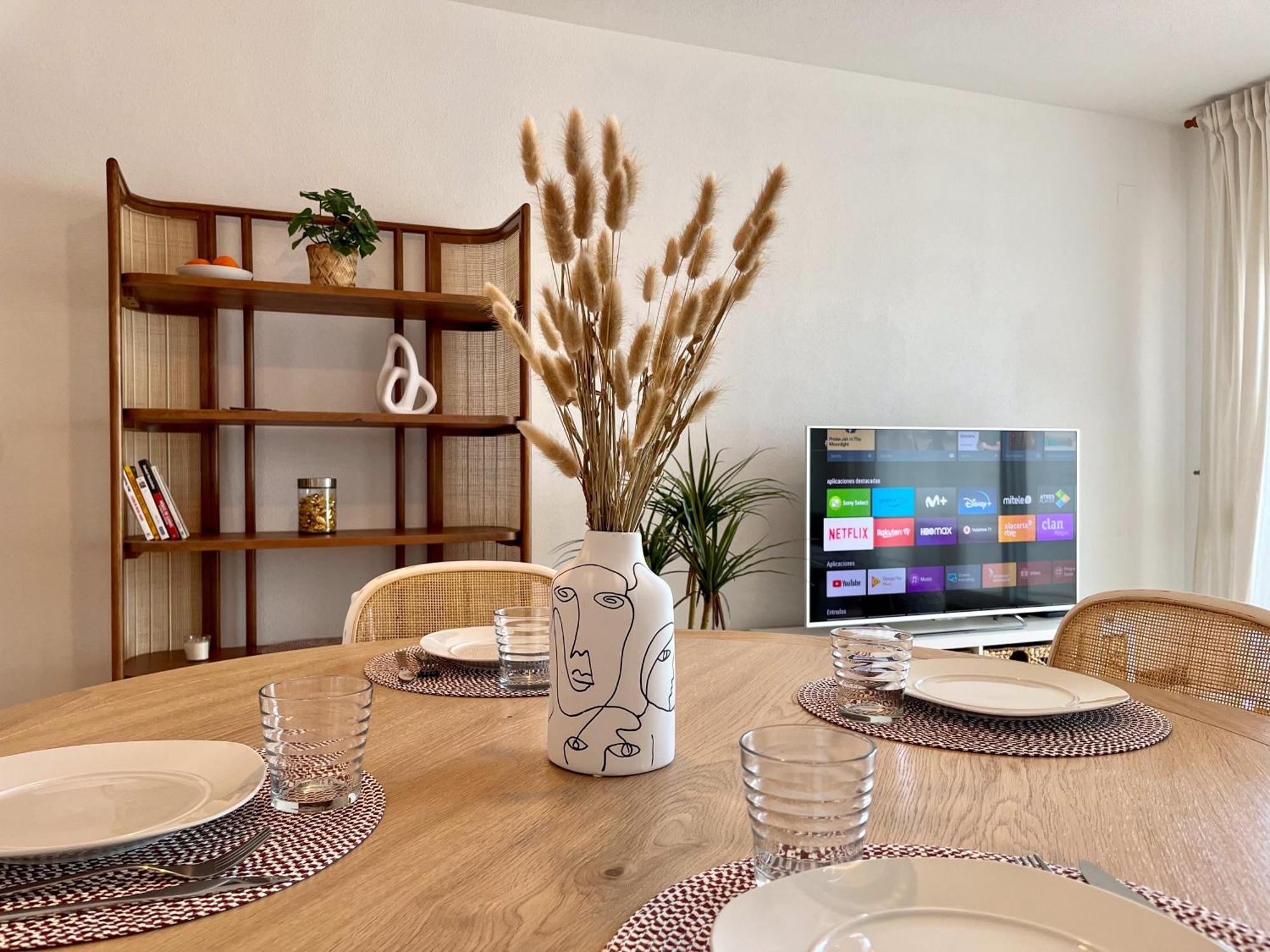 Appartement Spacieux Avec Terrasse Et Piscine ベナルマデナ エクステリア 写真