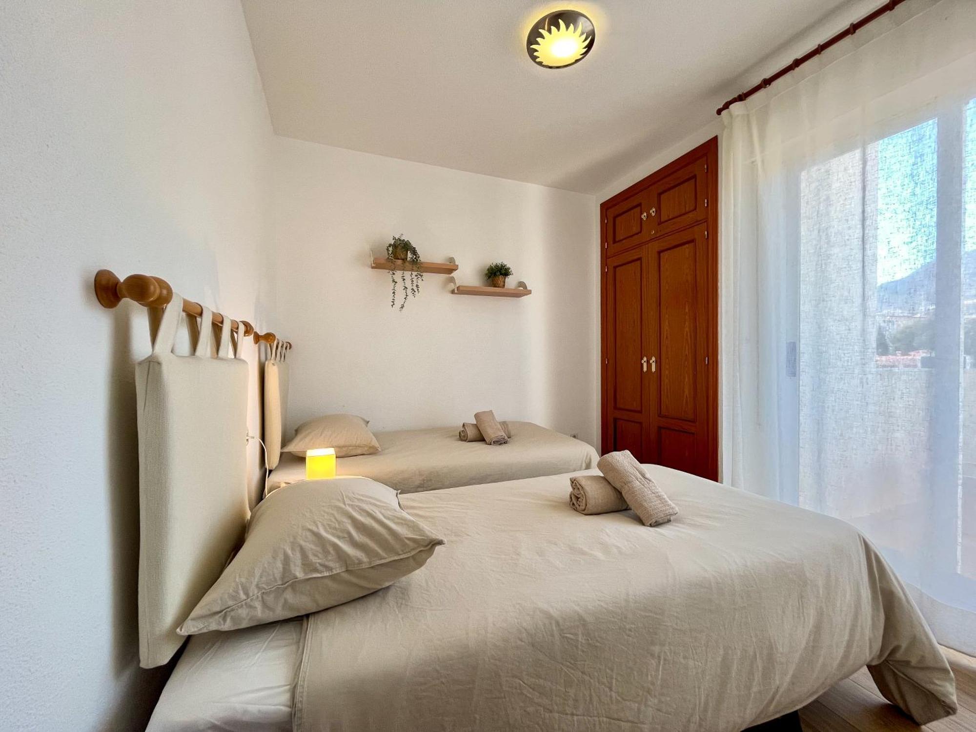 Appartement Spacieux Avec Terrasse Et Piscine ベナルマデナ エクステリア 写真